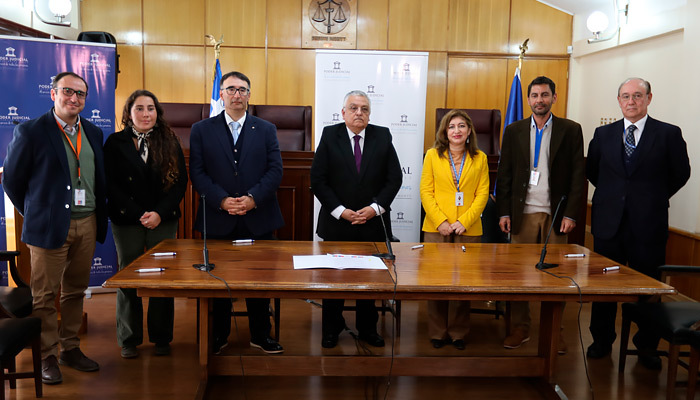 Firman Acuerdo de Colaboración para priorizar a niños, niñas y adolescentes en atenciones de salud en Los Lagos