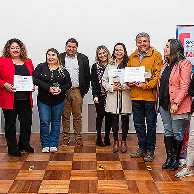 Mejor Niñez Biobío certifica cinco Familias de Acogida Externas