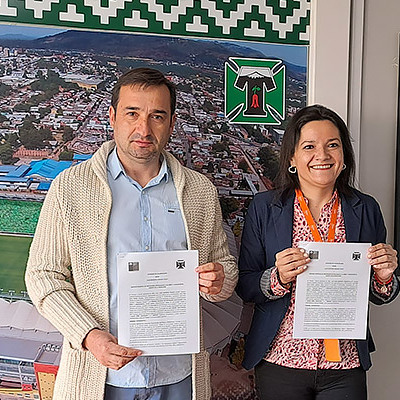Mejor Niñez firma convenio con Club Deportes Temuco
