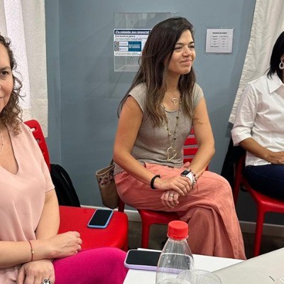 Delegación Ecuatoriana Visita Residencia Familiar Brown Sur