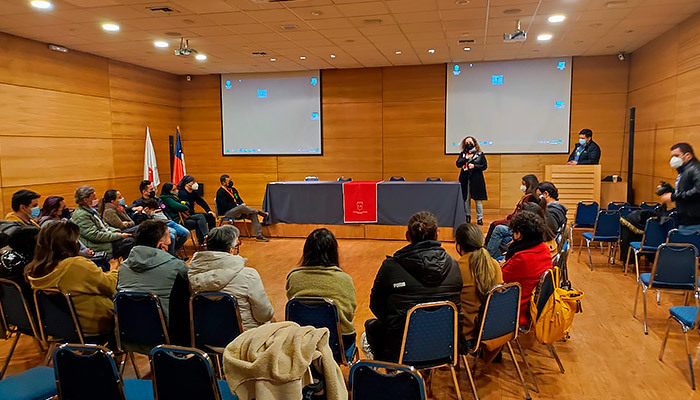 Jornada de Familias de Acogida logra alta convocatoria en la Región Metropolitana