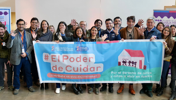 Autoridades firmaron compromiso para potenciar familias de acogida en la región de Ñuble