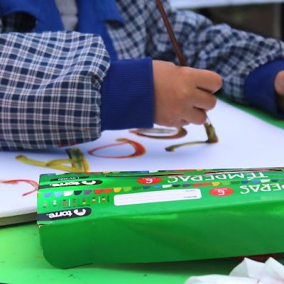 Niños, niñas y adolescentes de centros Residenciales de Coquimbo reciben útiles escolares