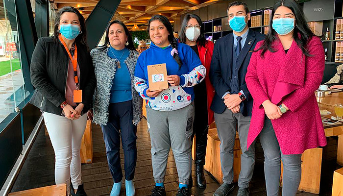 Mejor Niñez Araucanía entrega reconocimiento a estudiantes universitarios